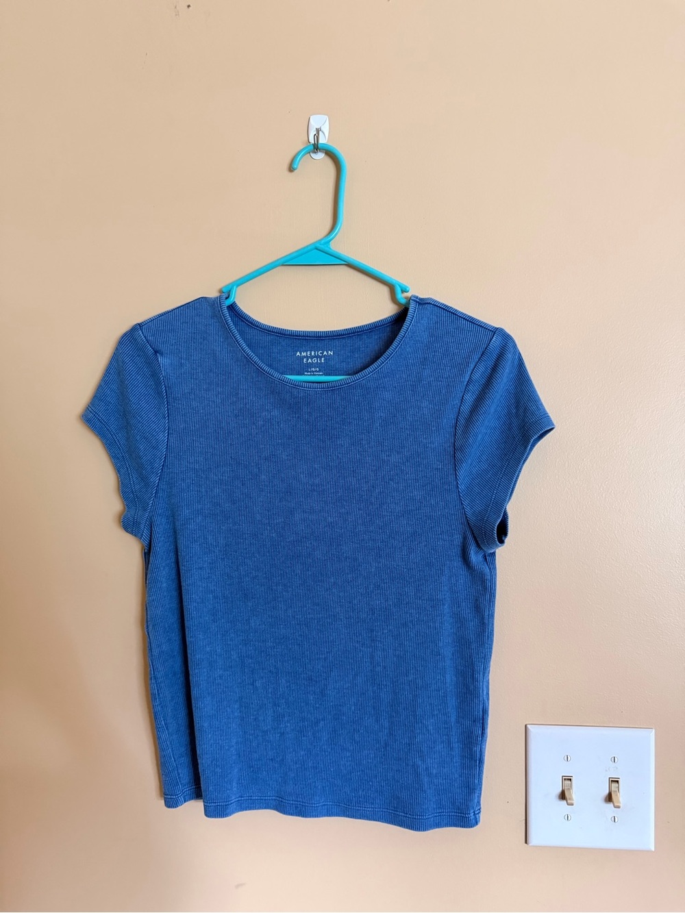 American Eagle Outfitters Indigo Short Sleeve Tee